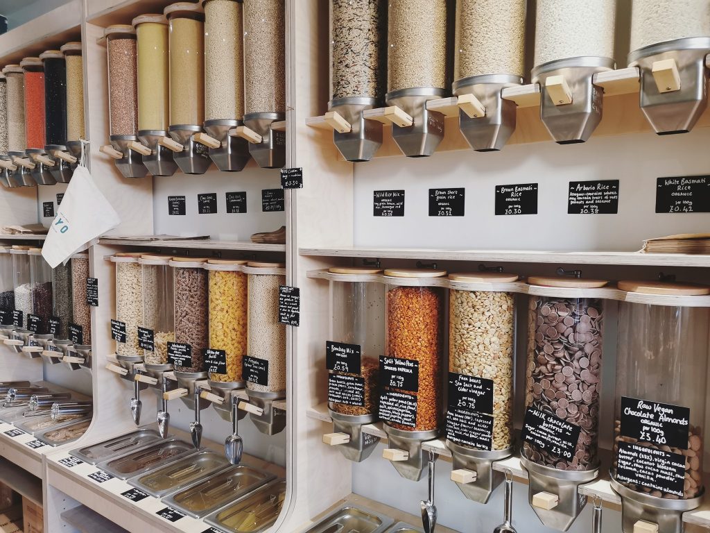 Where to food shop with less packaging - Little Green Duckie