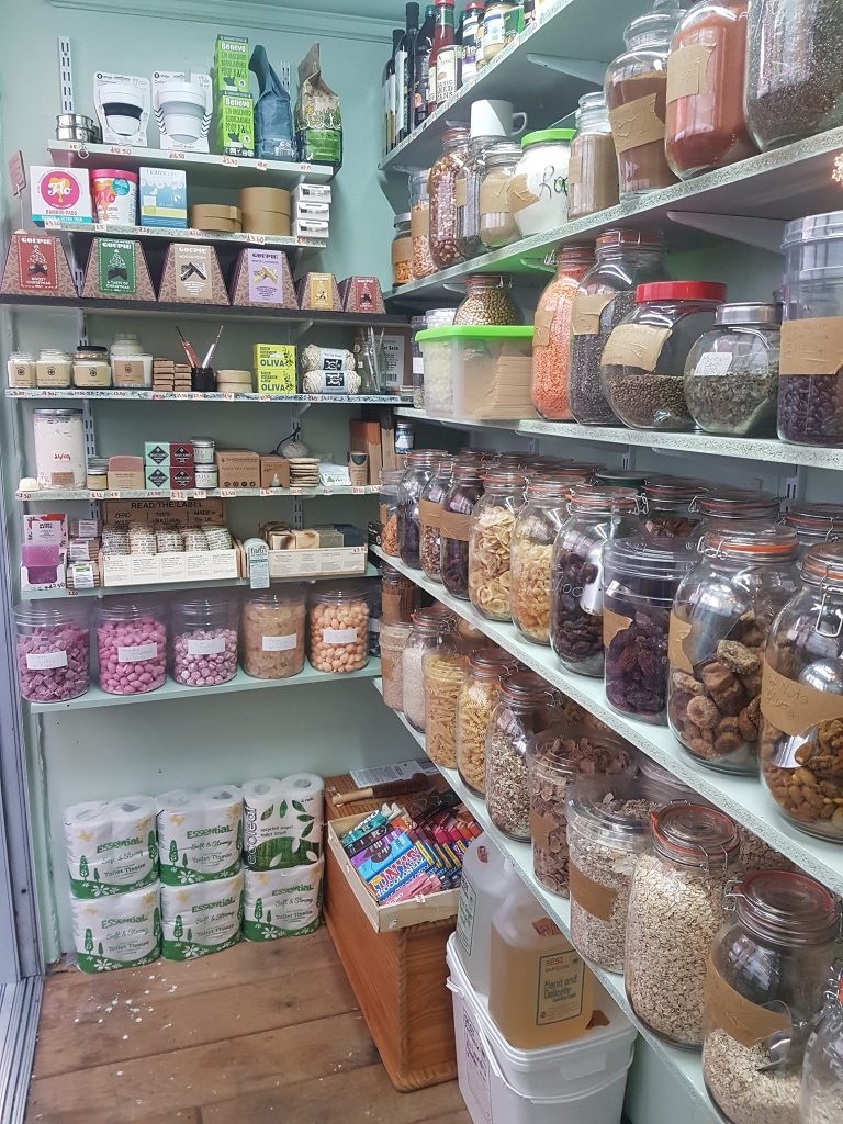 Where to food shop with less packaging - Little Green Duckie